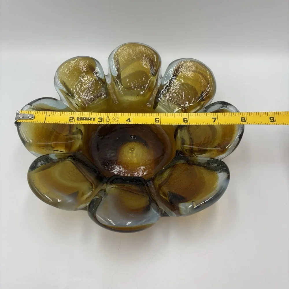 Vintage Art Glass Ashtray Bowl Dish Floral Flower Petal MCM ‎ Whitish Brown